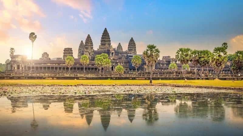 Billet Siem Reap : Angkor Wat : visite en petit groupe au lever ou au coucher du soleil