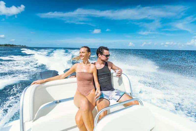 Billet Ocho Rios: excursion d'une journée en bateau à moteur aux chutes de la rivière Dunn