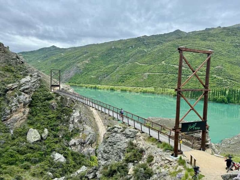 Billet Aventure à vélo électrique sur le sentier du lac Dunstan (navette incluse)