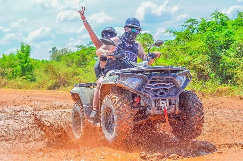 Billet Punta Cana : Plage de Macao et aventure en quad dans la grotte de Taino