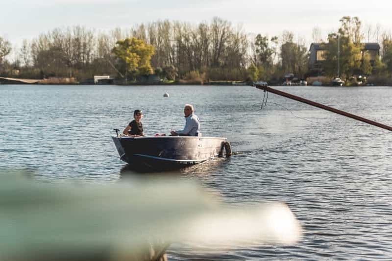 Billet Viareggio : Tour en bateau électrique des marais avec dégustation de vin
