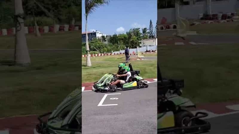 Billet Privé : Punta Cana Racing : duel de karting + circuit chronométré