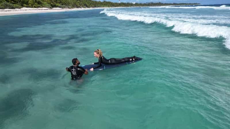 Billet Fuvahmulah : Leçon de surf pour débutants avec des ...