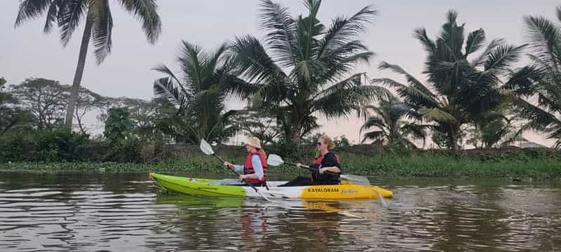 Billet Excursion en kayak au lever et au coucher du soleil dans un village d'arrière-pays (Nedumudy)
