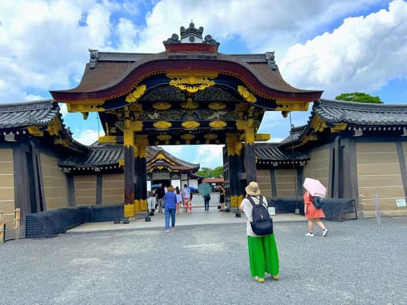 Billet Kyoto : Visite guidée de 2 heures du château et des jardins de Nijo
