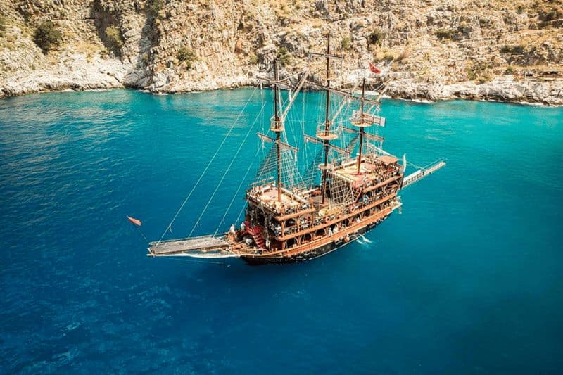 Billet Antalya : croisière avec déjeuner, soirée mousse et DJ