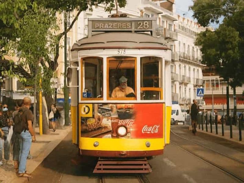 Billet Lisbonne : visite à pied du tramway 28, d'Alfama et des pastéis de nata