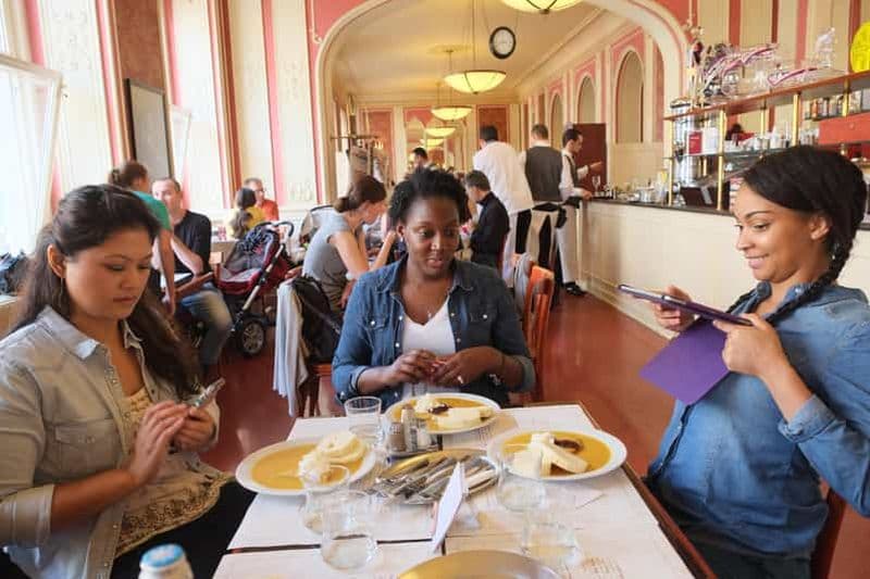 Billet Prague : Visite guidée à pied avec dégustation de mets et de bières