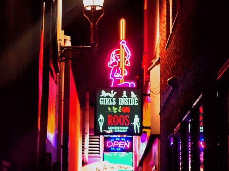 Billet Amsterdam : visite du quartier rouge en anglais ou en allemand