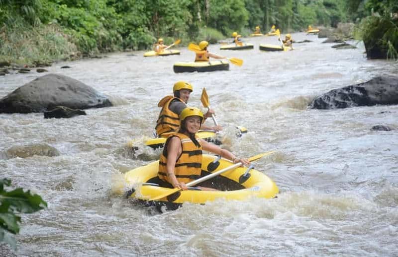 Billet Balade en quad à Ubud, descente en bouée sur la rivière avec toboggan aquatique et canyon