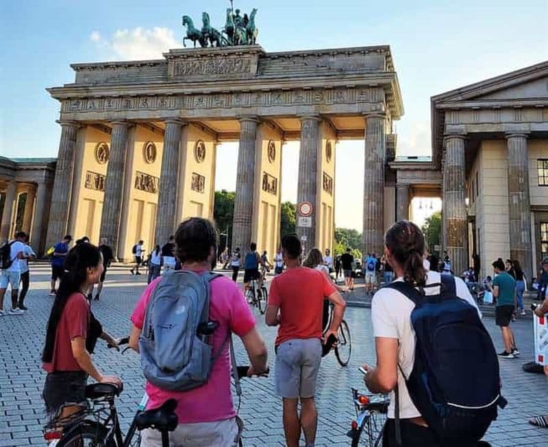 Billet Berlin : visite guidée à vélo de l'est à l'ouest et du mur