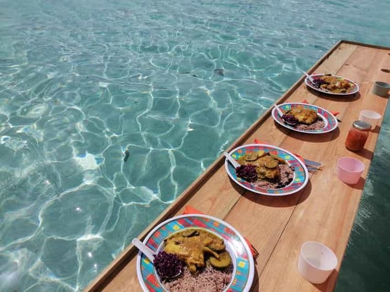 Billet Bootsfahrt mit Mittagessen auf dem Wasser (Grand Cul De Sac)