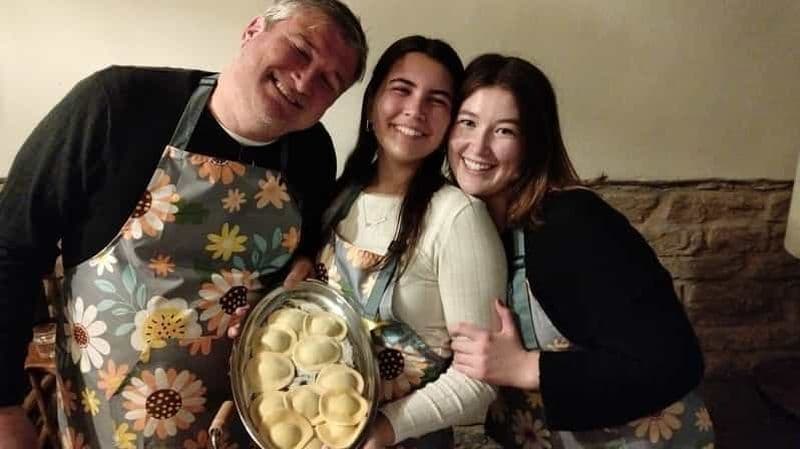 Billet Naples : fabrication de pâtes et tiramisu avec vin à volonté