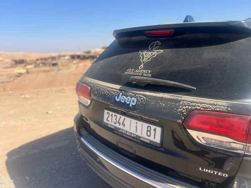 Billet Marrakech : Safari dans le désert d'Agafay en 4x4 avec thé au coucher du soleil