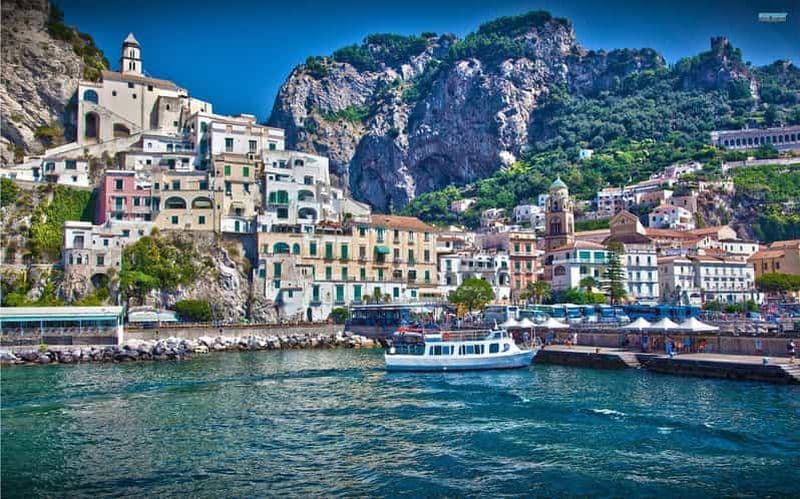 Billet Au départ de Sorrente : croisière privée d'une journée à Capri et Positano