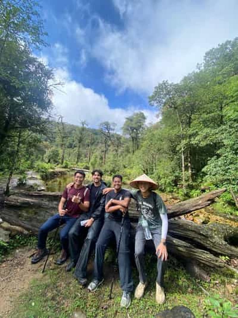 Billet Sa Pa : trek d'une journée au pic Fansipan avec un guide de la région