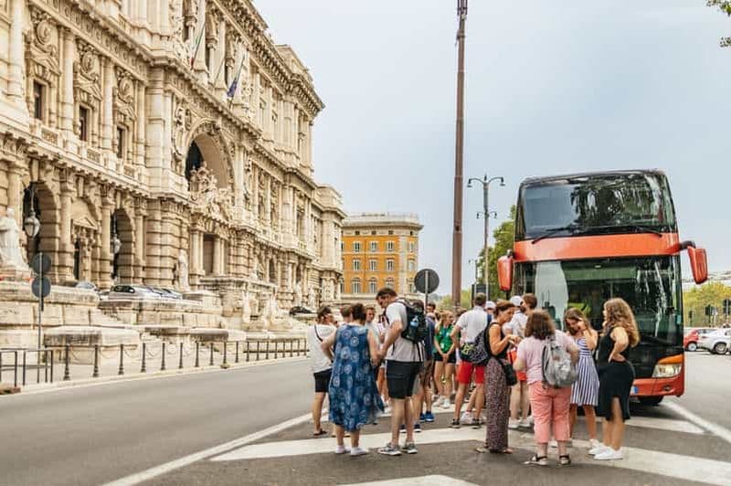 Billet Rome On Your Own : Transfert en bus depuis Civitavecchia