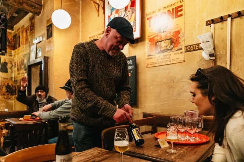 Billet Bruxelles : visite de dégustation de bière avec 6 bières et chocolat