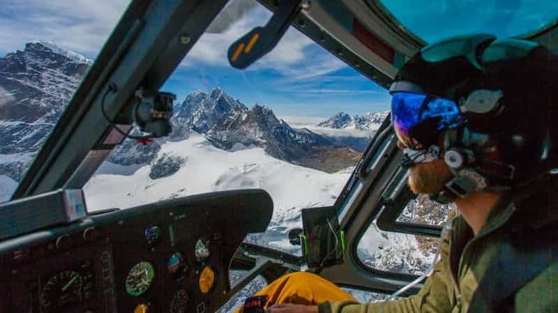 Billet Katmandou : excursion en hélicoptère au camp de base de l'Everest avec atterrissage