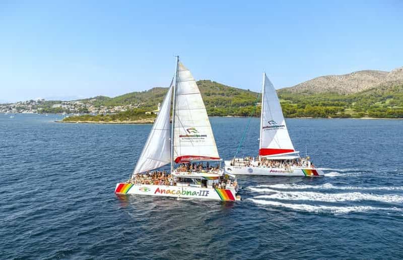 Billet Port d'Alcudia : croisière en catamaran sur la côte nord avec repas