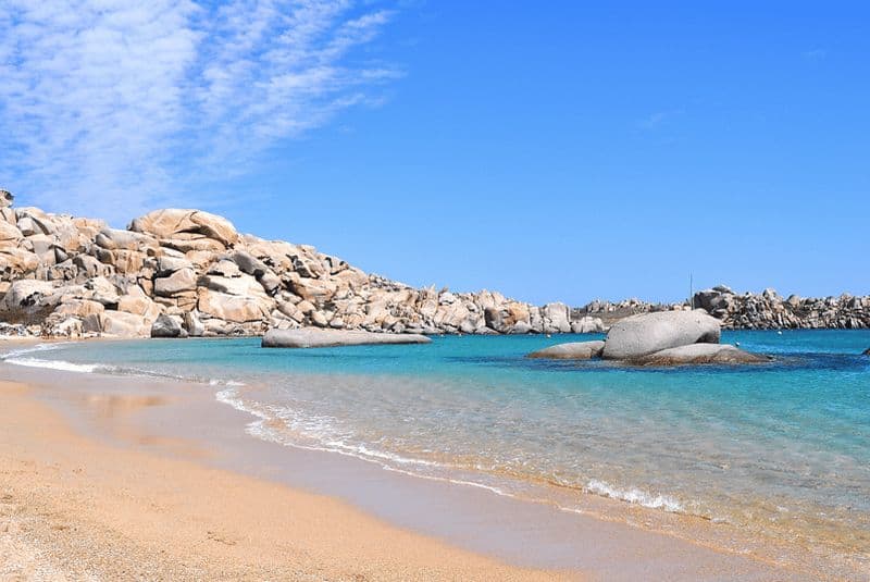 Billet Au départ de Bonifacio : Tour en bateau des îles Lavezzi et de Bonifacio