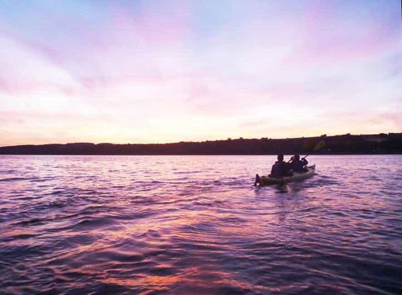 Billet Excursion en kayak de mer au coucher du soleil à Québec avec le vin Mapple