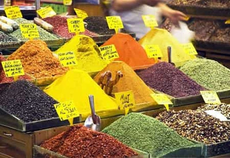 Billet Istanbul : Visite privée d'une demi-journée du Bosphore et du bazar aux épices