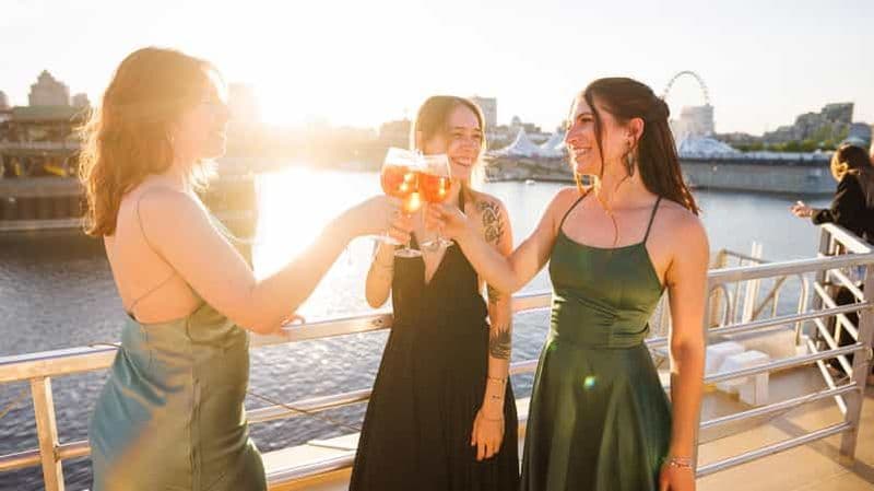 Billet Montréal : croisière en soirée avec DJ et dancefloor