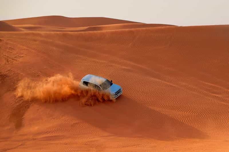 Billet Dubaï : safari, buggy dans les dunes, sandboard, chameaux et barbecue