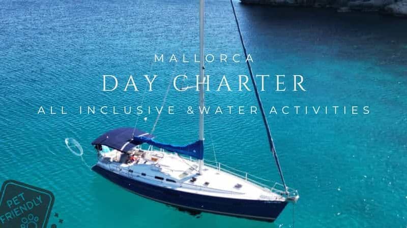 Billet Baie de Palma : Excursion en bateau à voile avec jouets aquatiques, collations et boissons