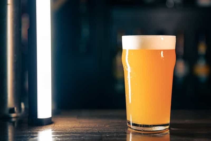 Billet Bucarest : Tour des bières artisanales avec repas traditionnel