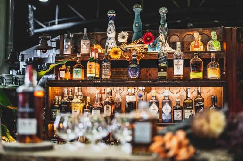 Billet Lisbonne : Spectacle de cirque avec boisson de bienvenue