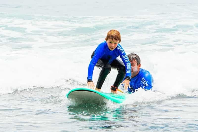 Billet Açores : Cours de surf pour tous les niveaux