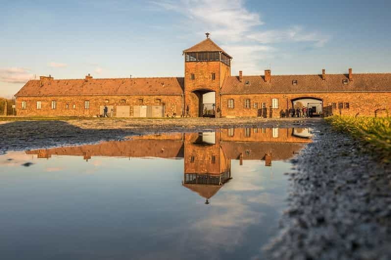 Billet Auschwitz-Birkenau : Billet d'entrée en file d'attente et visite guidée