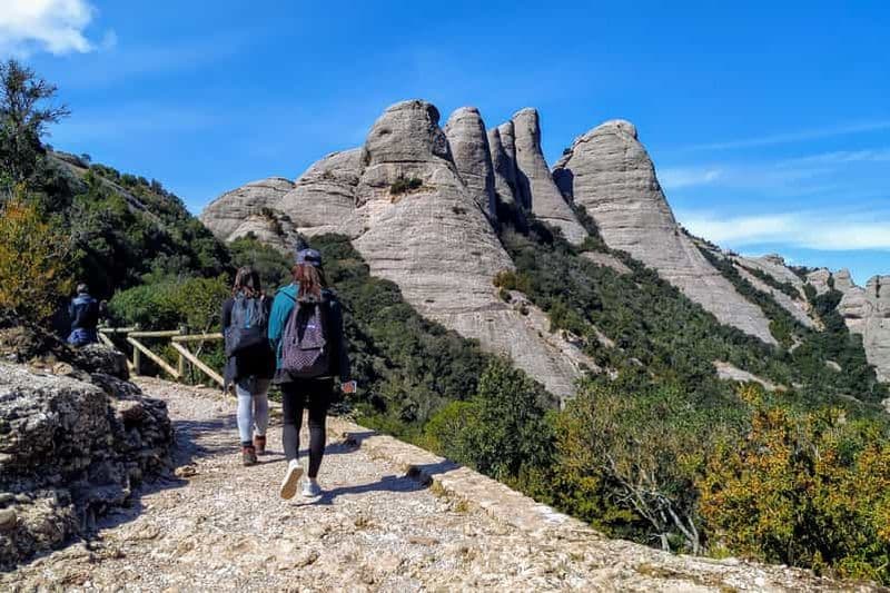 Billet Depuis Barcelone : Randonnée dans la montagne de Montserrat et visite du monastère