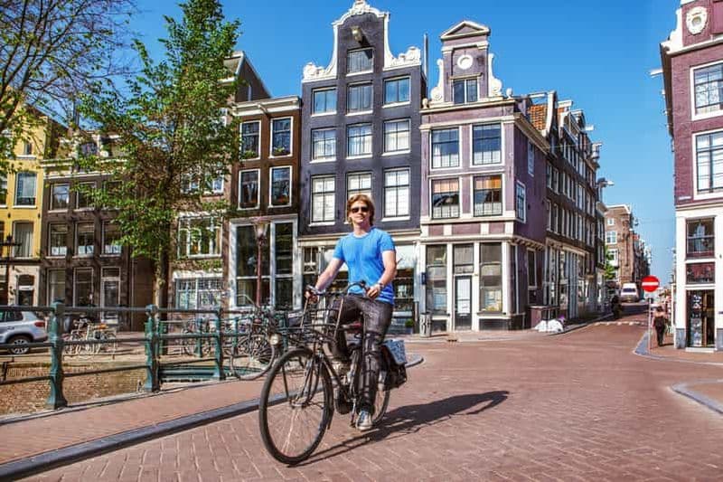 Billet Amsterdam : location de vélos avec application gratuite pour une visite autonome