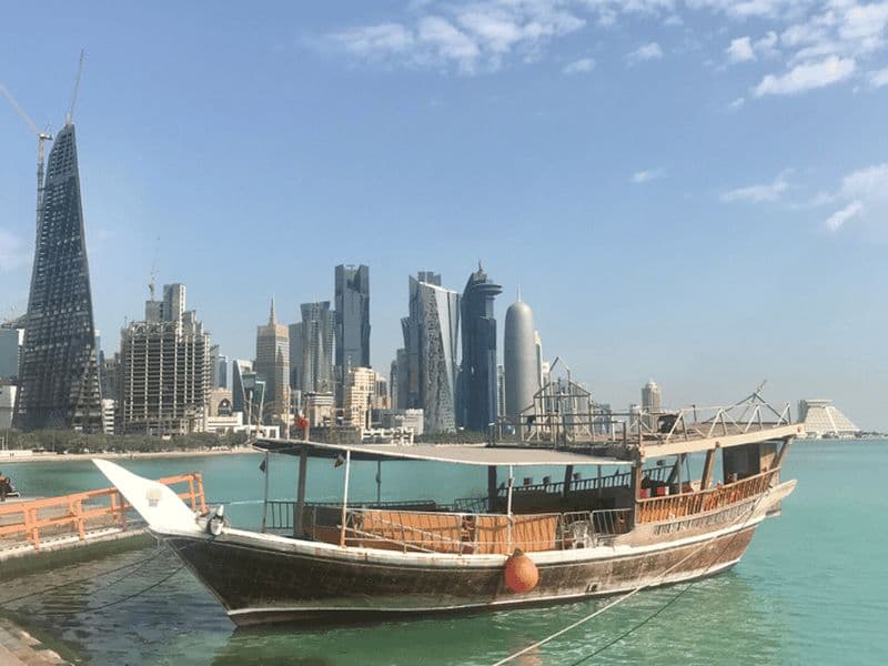 Billet Doha : visite de 4 heures des sites incontournables de la ville et croisière en boutre