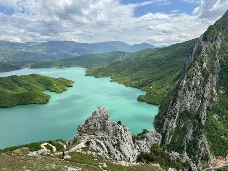 Billet Au départ de Tirana : excursion d'une journée au lac Bovilla et à la montagne Gamti