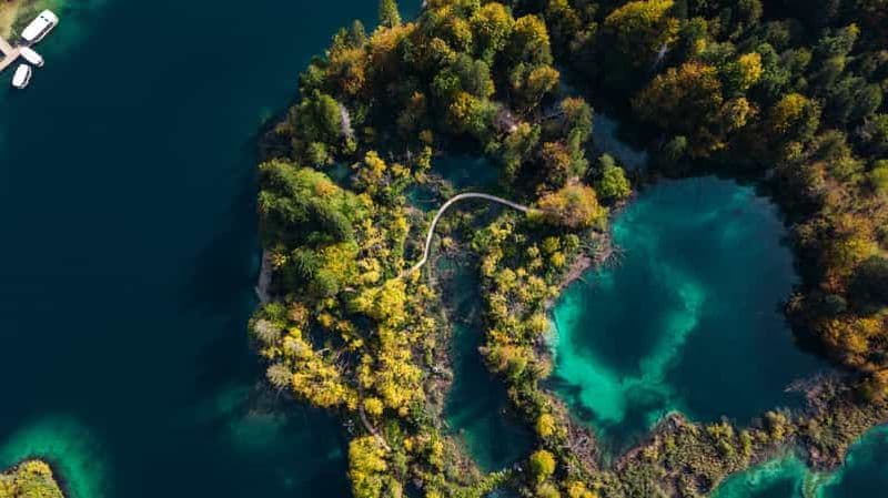 Billet Split : Visite guidée des lacs de Plitvice avec tour en bateau