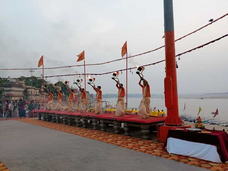 Billet Visite à pied de Varanasi:- Une promenade à travers le patrimoine.