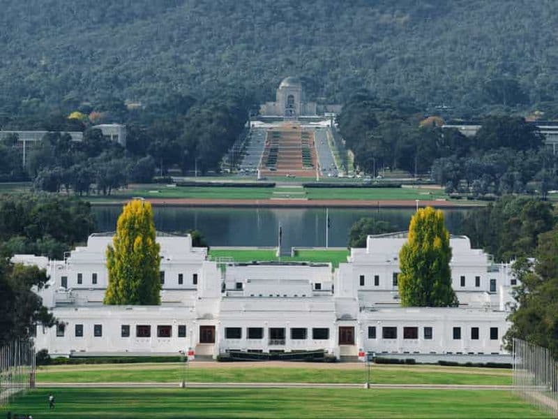 Billet Canberra : visite d'une journée des points forts de la ville avec frais d'entrée