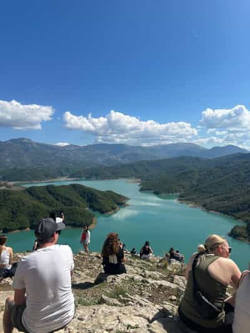 Billet Tirana : Lac Bovilla et montagne Gamti en SUV (sans randonnée)