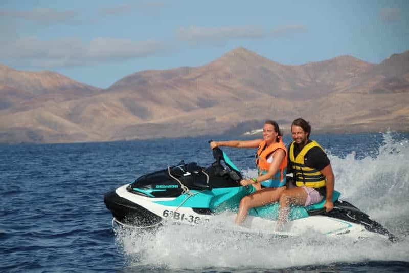 Billet Playa Blanca : Excursion de 40 minutes en jet ski à Marina Rubicón