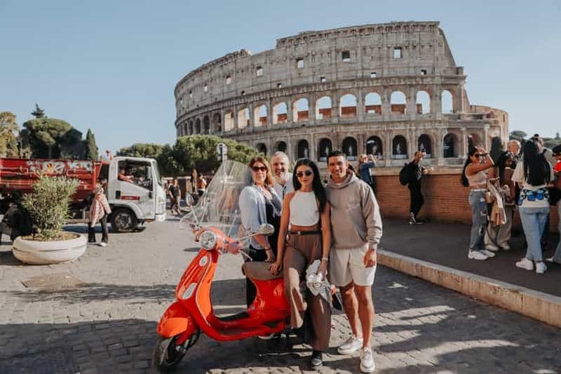 Billet Balade en Vespa dans les rues de Rome avec séance photo