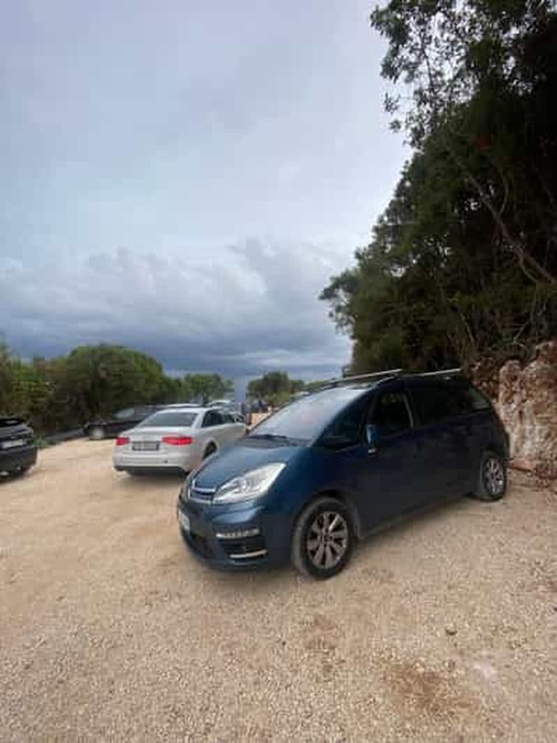 Billet Tirana : Transfert aéroport privé vers le centre ville