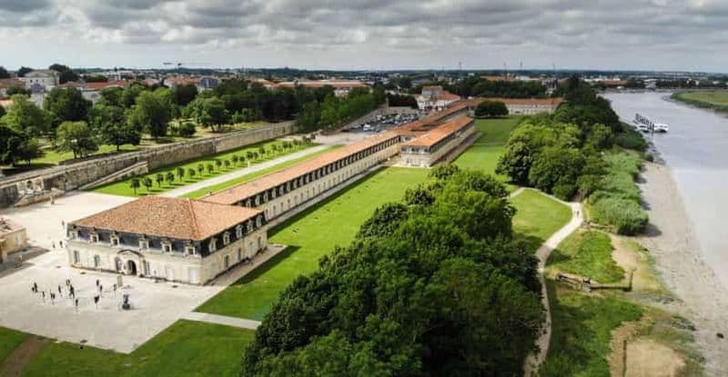 Billet Au départ de La Rochelle : excursion à Rochefort, Brouage et Fouras