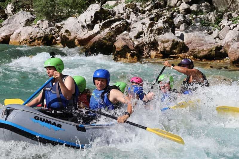 Billet Bovec : Aventure en rafting sur la rivière Soča avec photos et boisson