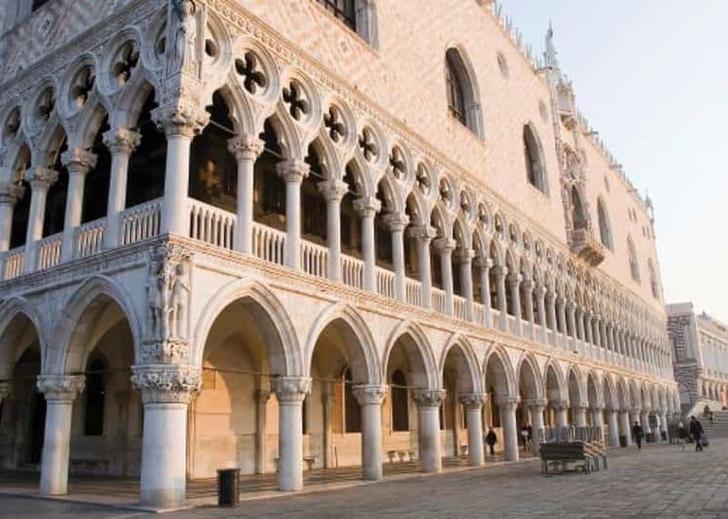 Billet Venise : Découvrez le palais des Doges et la prison cachée de Casanova