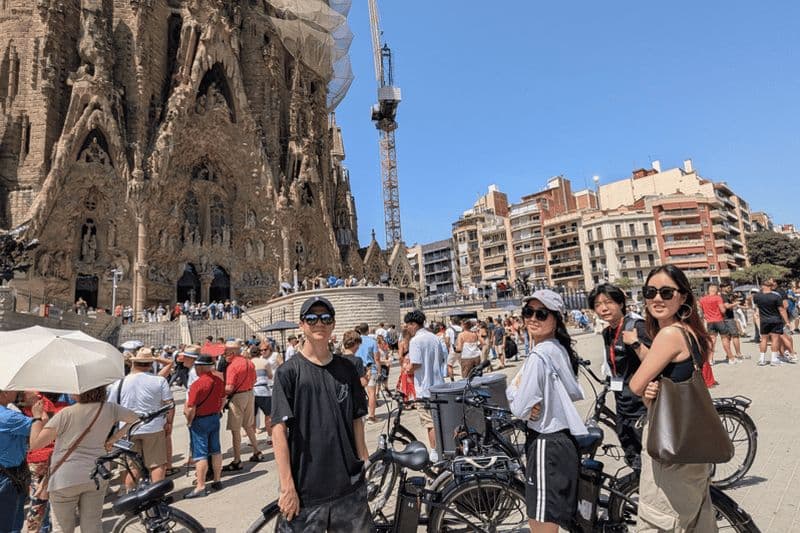Billet Barcelone : Les chefs-d'œuvre de Gaudí et les joyaux cachés en E-Bike