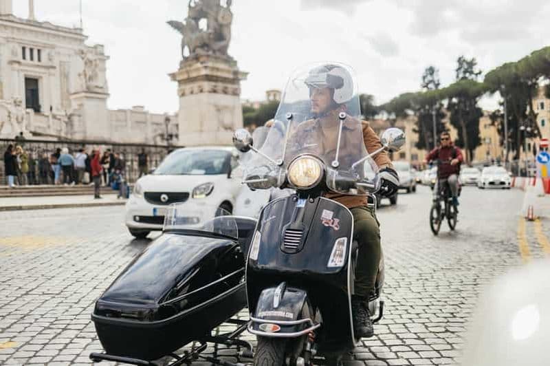 Billet Rome : Tour en side-car Vespa avec café et gelato